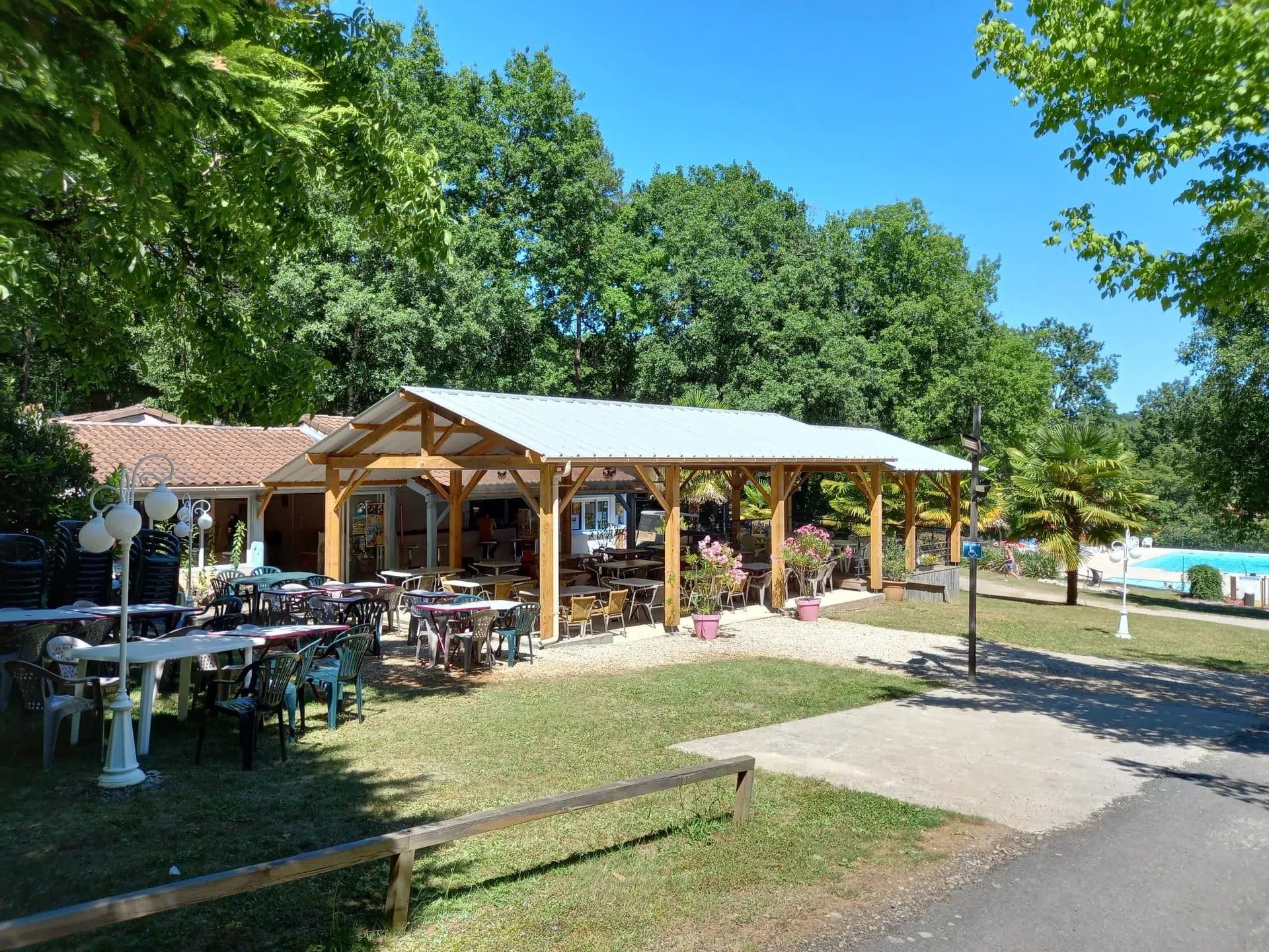 camping avec services communs en coreze
